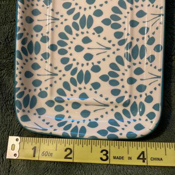 The Pioneer Woman “Butter Makes Everything Better” Butter Dish - Picture 8 of 11